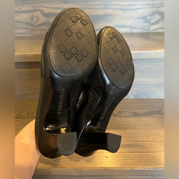 Naturalizer Vintage Shoe - Picture 8 of 13